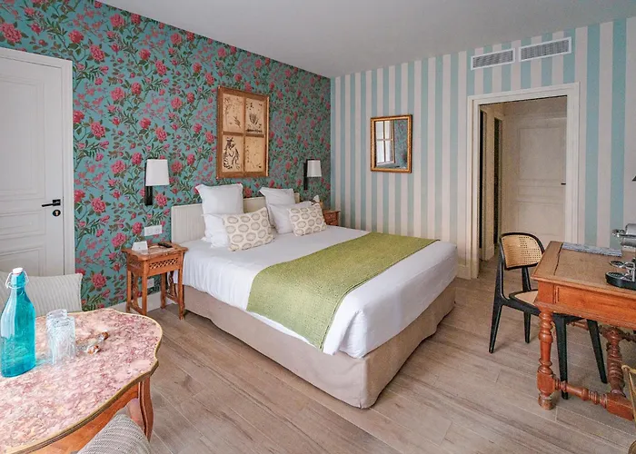 Hôtel Le Saint Christophe
